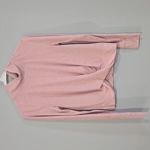 SOLD SOLD NAVY ACTIVE womens Iight Pik Running Top. Size medium Gently Worn.